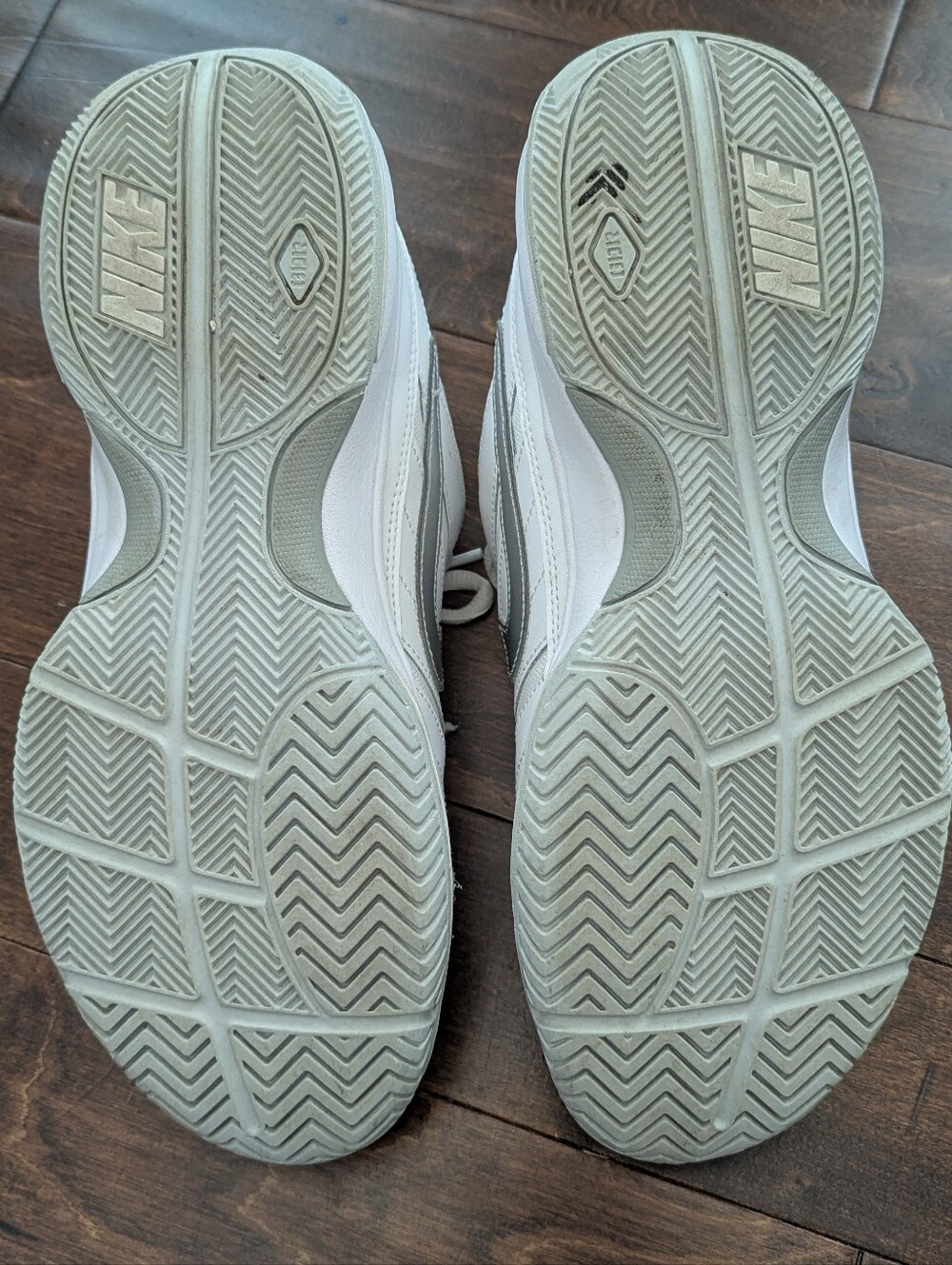 Nike Women's Court Lite White / Silver Shoes Size 9 - Picture 7 of 7